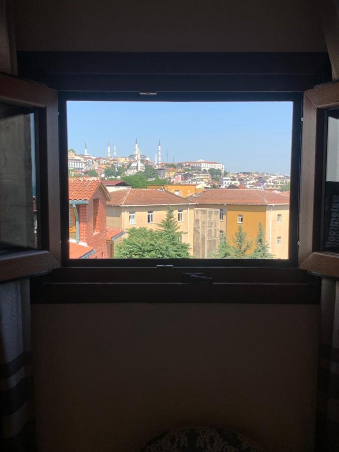 Tom Square Boutique Hotel Istanbul Bagian luar foto