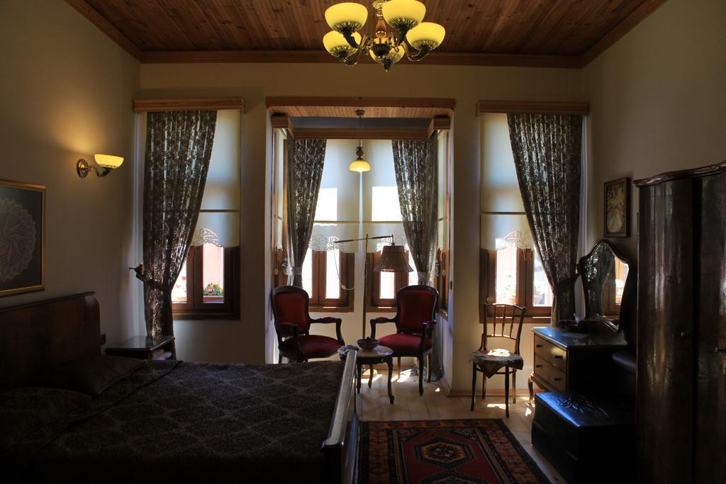 Tom Square Boutique Hotel Istanbul Bagian luar foto